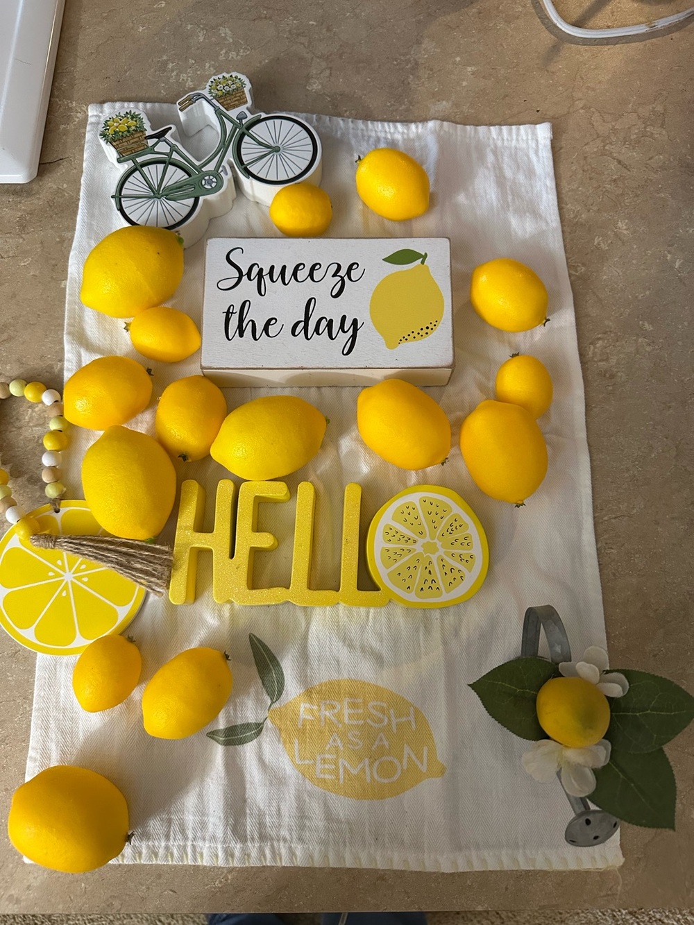 Bright Lemon Decor Set - Yellow "Squeeze the Day" Accents lemons
